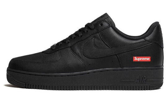 Nike Supreme x Air Force 1 Low - Black'