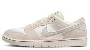 Nike SB Dunk Low ‘City of Love